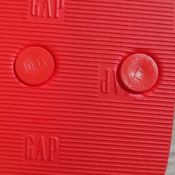 New With Tags Gap‎ Kids / Star Wars™ Red Size 10/11 Flip Flops - Picture 8 of 10